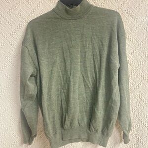 Elegant Olive Turtleneck Sweater for Women